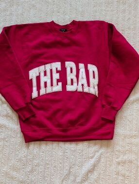THE BAR Women's Crewneck Sweatshirt in Red